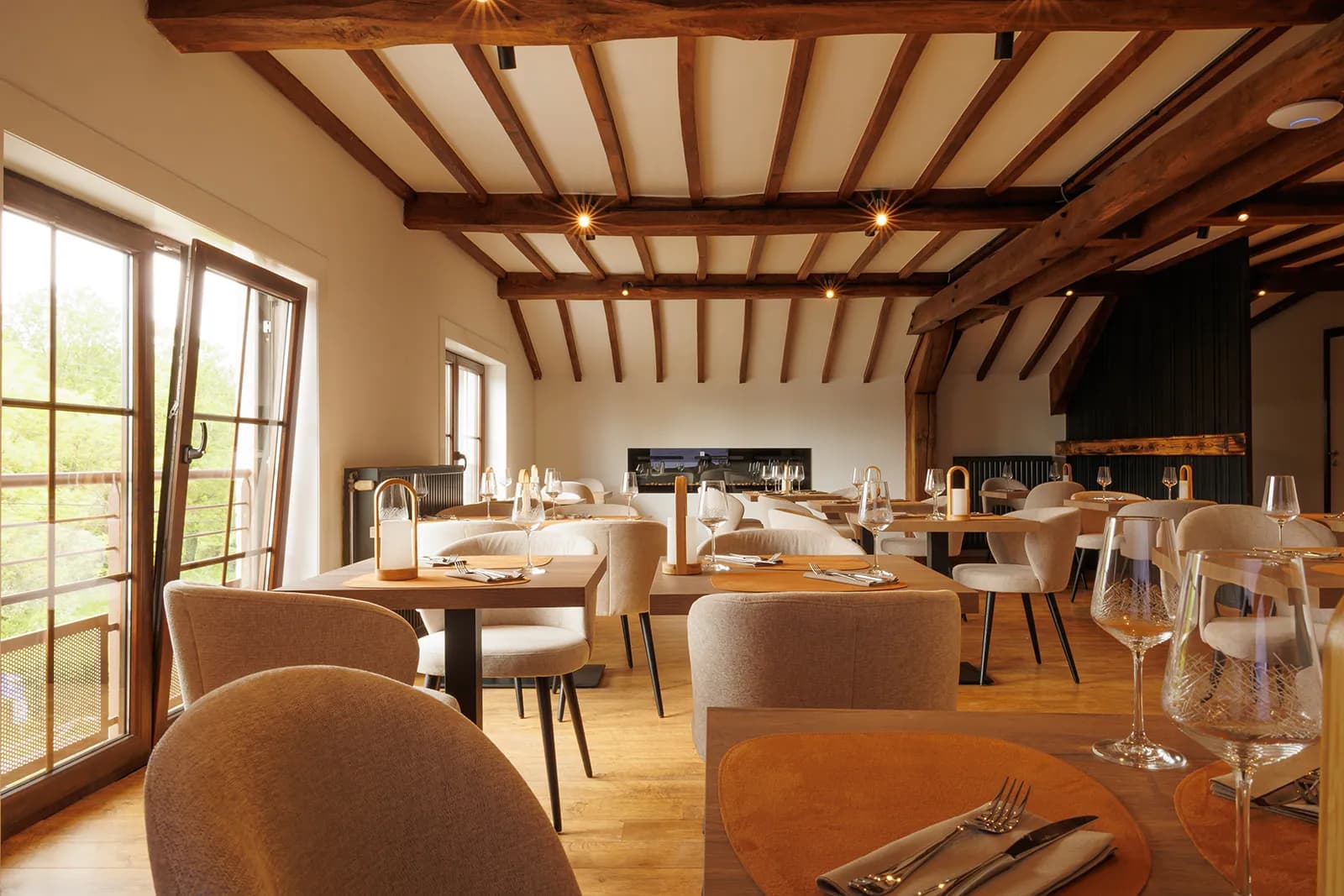 Grande salle, mise en place